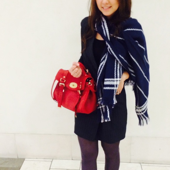 Mulberry Alexa Poppy Red Shrunken Calf - Picture 11 of 13